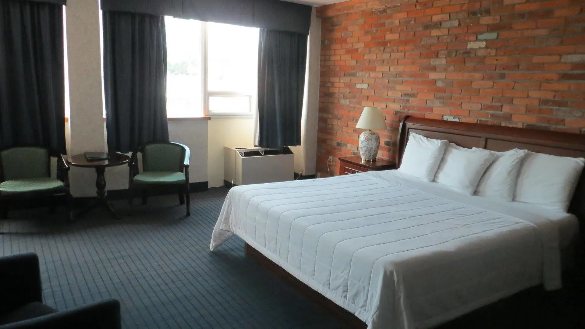 **  Hotel 89 Yorkville トロント カナダ